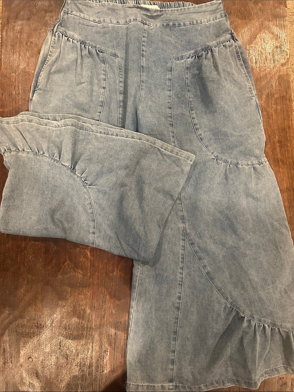 BLAKELEY Light Wash Blue Women's Denim Wide-leg Jeans with Ruffle bottom